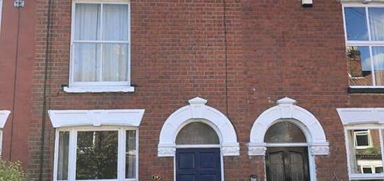 2 bedroom terraced house