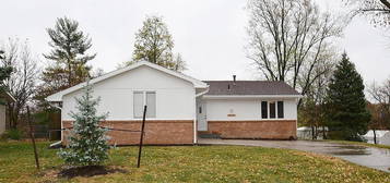 484 Locust St, Milford, NE 68405