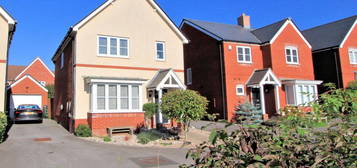 3 bed detached house for sale