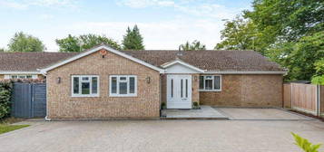 4 bed detached bungalow for sale