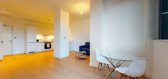 Flat to rent in Highgate Hill, London N19