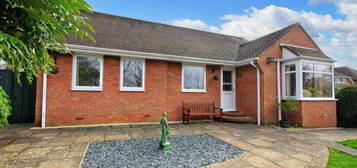 3 bedroom detached bungalow for sale