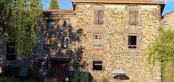 Maison de bourg dans la vallée du Haut-Allier