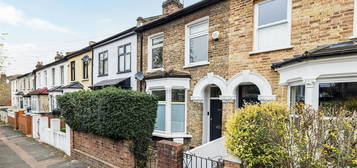 2 bed terraced house for sale