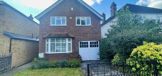 3 bedroom detached house