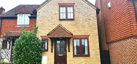 2 bed end terrace house to rent