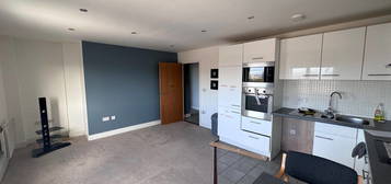 Flat for sale in Ferry Court, Cardiff CF11