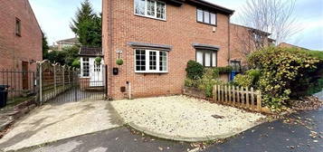 2 bedroom semi-detached house for sale