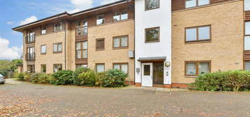 2 bedroom ground floor flat for sale