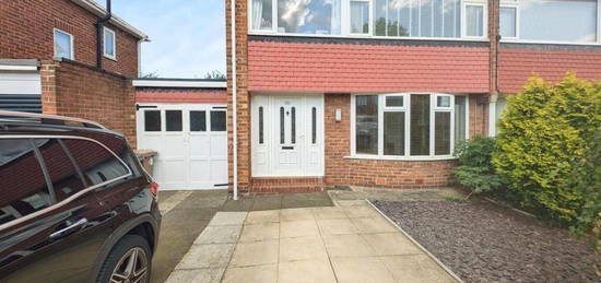 3 bedroom semi-detached house for sale