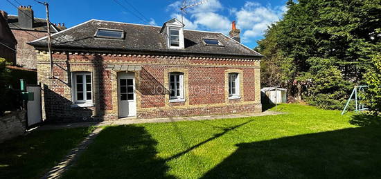 Maison  à louer, 4 pièces, 3 chambres, 77 m²