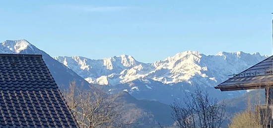 Einfamilienhaus in Murnau am Staffelsee mit großem Garten und Blick auf die Alpen