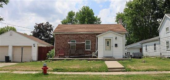 32 Clark Ave, Shelby, OH 44875