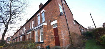 6 bedroom terraced house