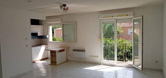 Appartement  à louer, 2 pièces, 1 chambre, 48 m²