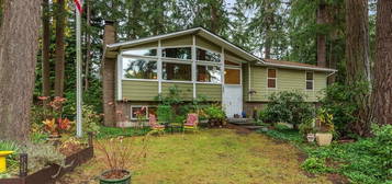 305 143rd St SE, Everett, WA 98208