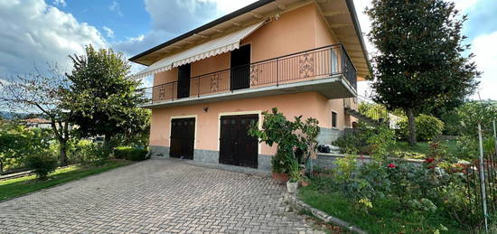 Villa unifamiliare via Santa Caterina, Centro, Castellarano