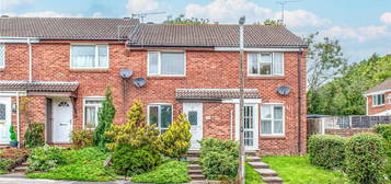 Terraced house to rent in Stonefield Close, Eastleaze, Swindon, Wiltshire SN5