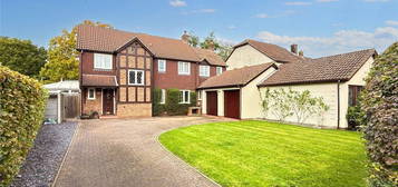 4 bed detached house for sale