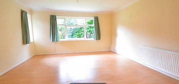 2 bed flat to rent