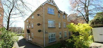 Flat to rent in Winn Road, Southampton SO17