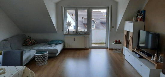 helle 3 Zimmer Wohnung in Wackersdorf