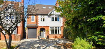 Detached house for sale in Hillside Road, Leighton Buzzard LU7