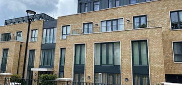 2 bed flat to rent