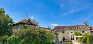 Maison  à vendre, 8 pièces, 4 chambres, 285 m²