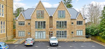 Flat for sale in Filmer Grove, Godalming GU7