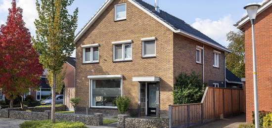 Beatrixstraat 10