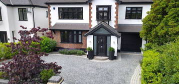 5 bed detached house for sale