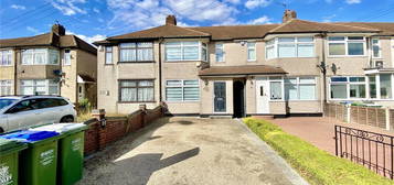 2 bed detached house for sale