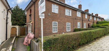 Maisonette for sale in Launcelot Road, Bromley, London BR1