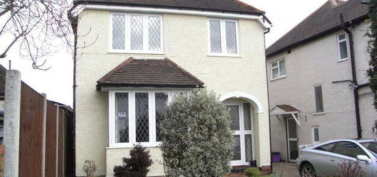 3 bedroom detached house