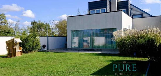 STYLISCHES ARCHITEKTENHAUS in Grünruhelage - Das besondere Wohnvergnügen