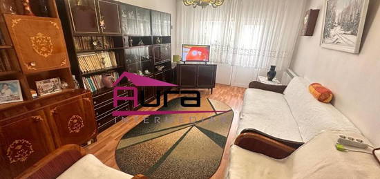 Apartament 3 camere str.Garilov Corneliu