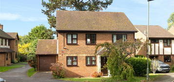 4 bed detached house for sale