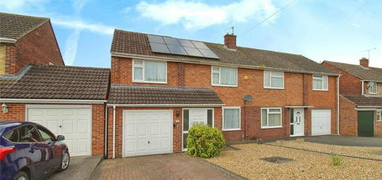 4 bedroom semi-detached house