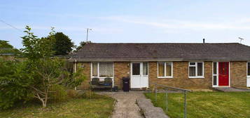 2 bedroom semi-detached bungalow for sale