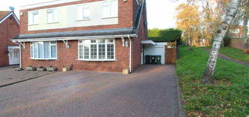 2 bedroom semi-detached house for sale