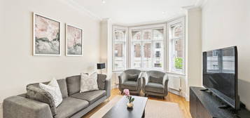 Flat to rent in Hamlet Gardens, King Street W6