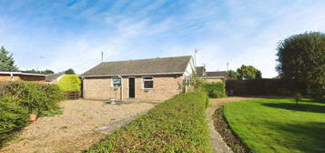 2 bedroom detached bungalow for sale