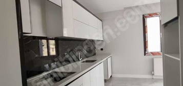 ACİL UYGUN ESENTEPE STADYUM YANI SATILIK 4+1 DAİRE