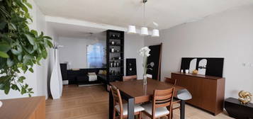 Maison  à vendre, 5 pièces, 4 chambres, 98 m²