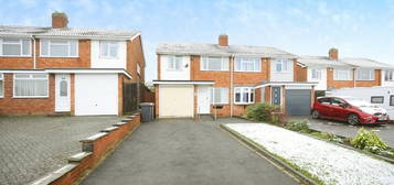 3 bedroom semi-detached house for sale