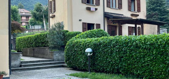 Casa indipendente in vendita in via Giuseppe Mazzini, 90