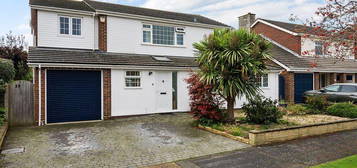 5 bed detached house for sale