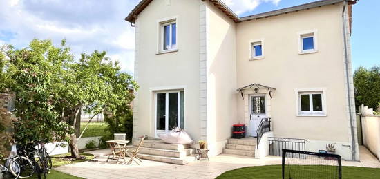 Maison  à vendre, 5 pièces, 3 chambres, 100 m²