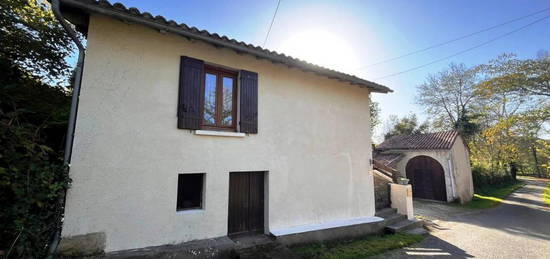 Charmante maison en pierre proche Aubeterre-sur-Dronne